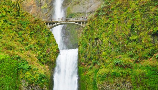 멀트노마 폭포(Multnomah Falls)