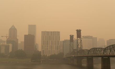 오레곤, 목요일 까지 대기오염 지속