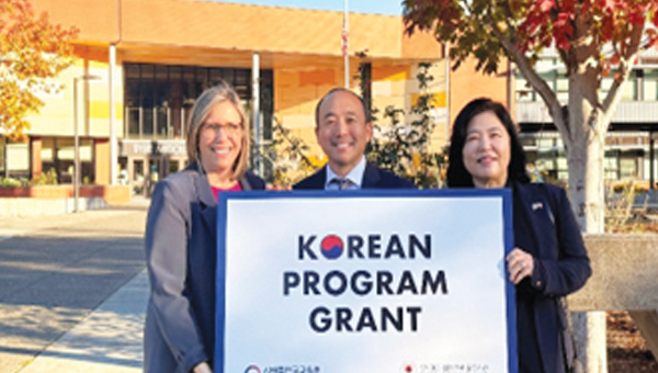시애틀 총영사관, 벨뷰·페더럴웨이 교육구에 한국어반 신설 지원