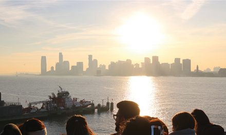 뉴욕에서 다시 깨닫는 가족의 의미